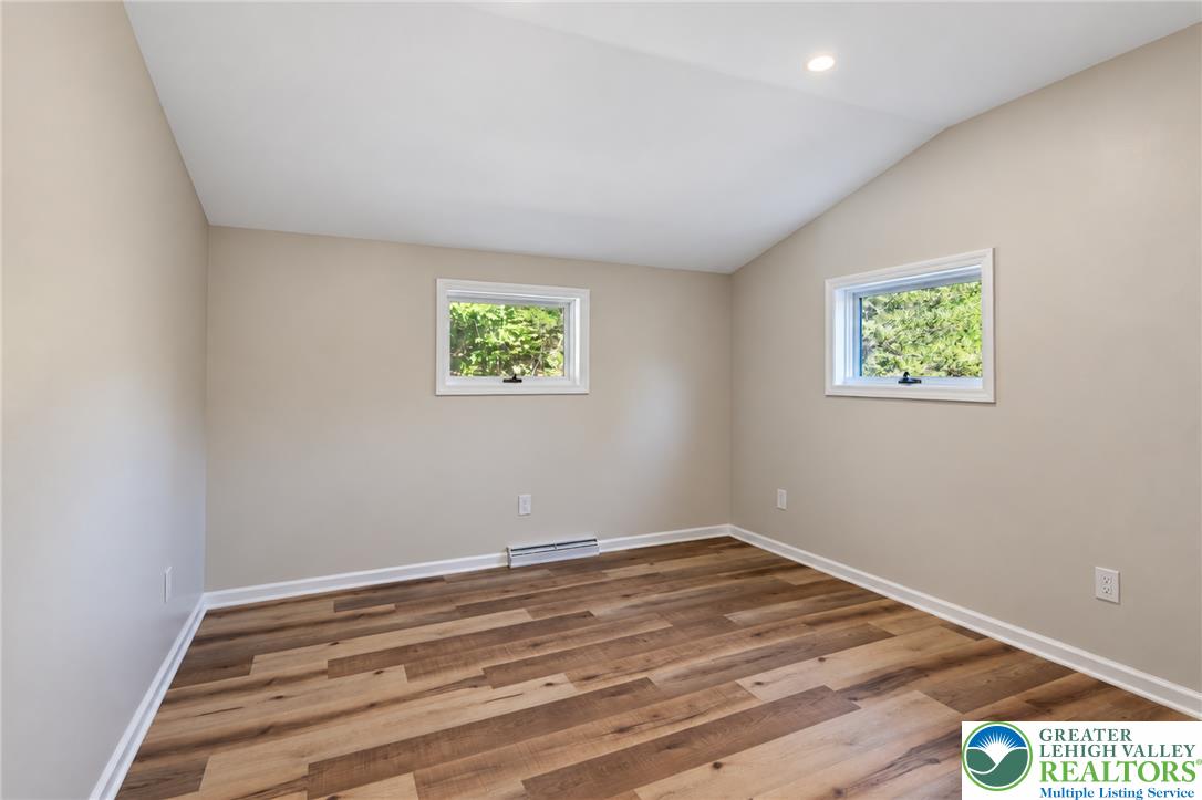 15 Siegfriedale Road Property Photo 24