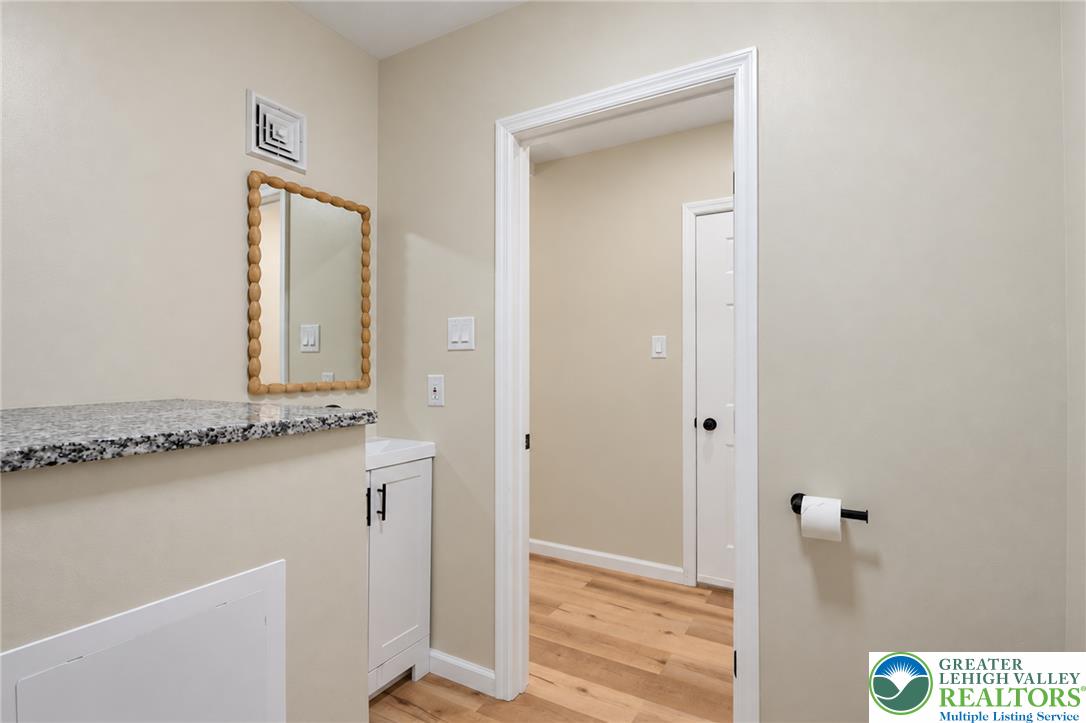 15 Siegfriedale Road Property Photo 30