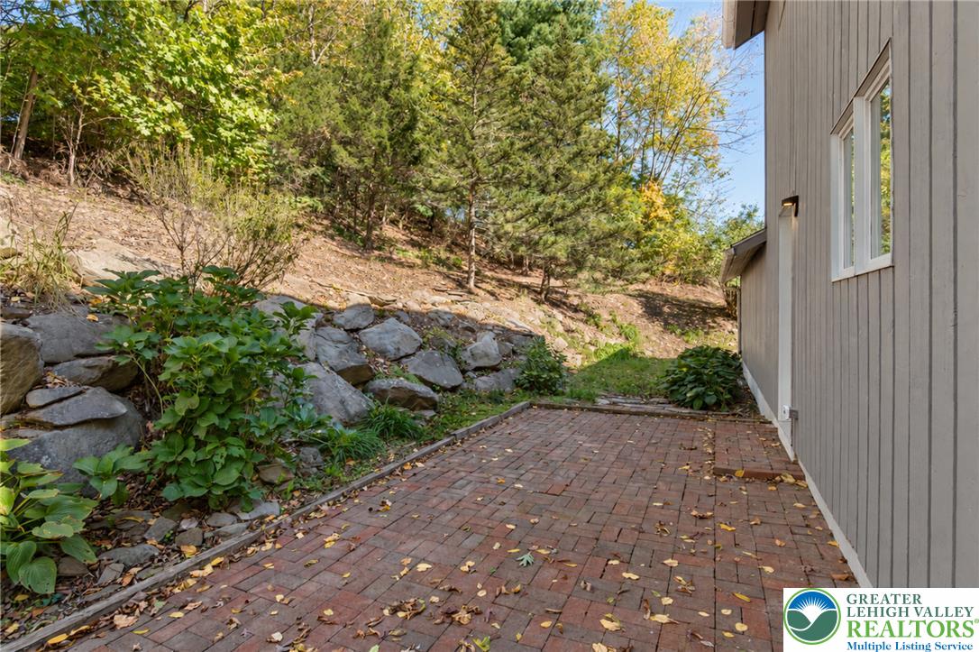 15 Siegfriedale Road Property Photo 36