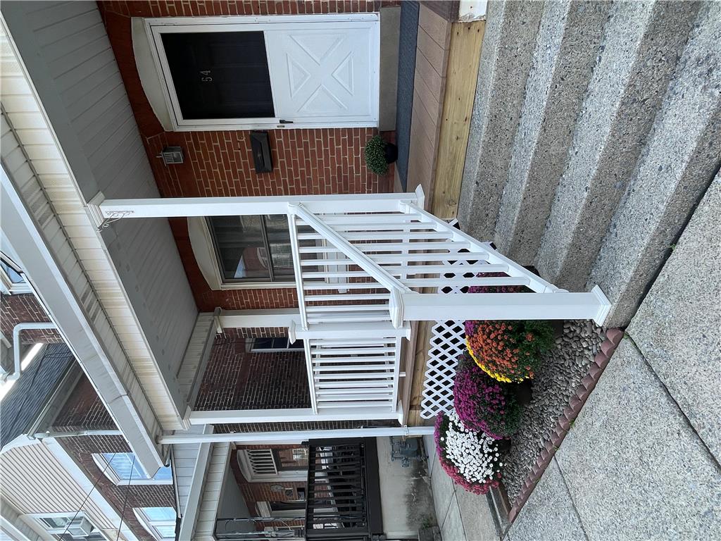 54 West Saucon Street Property Photo 2