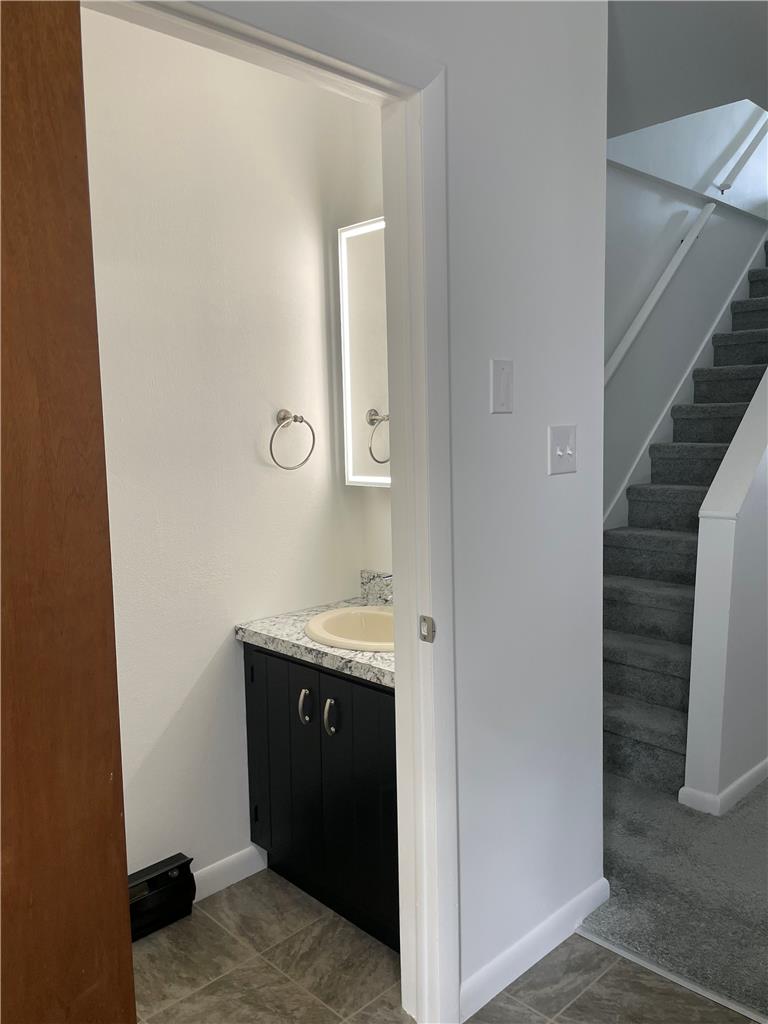 54 West Saucon Street Property Photo 8