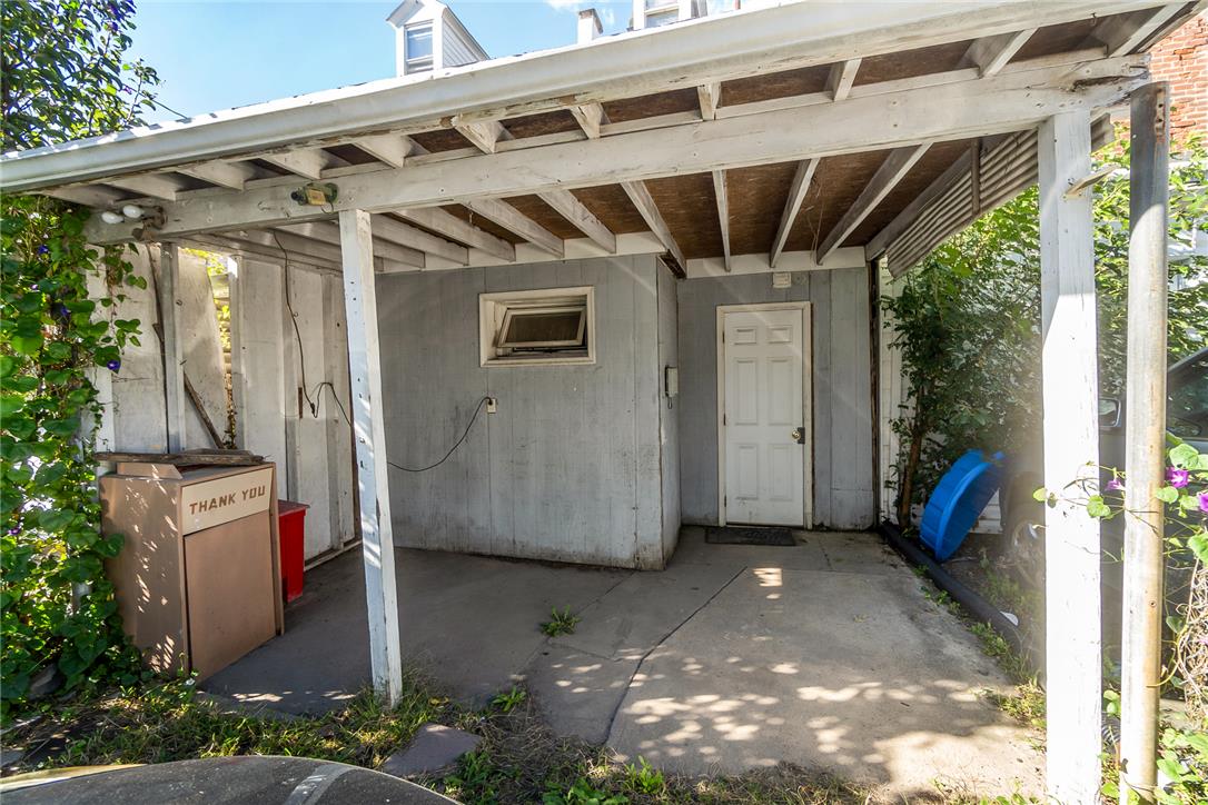 944 North Street Property Photo 18