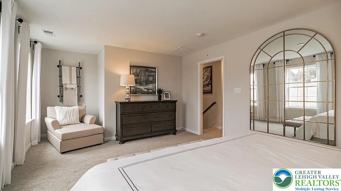 1043 Turnstone Drive Property Photo 14
