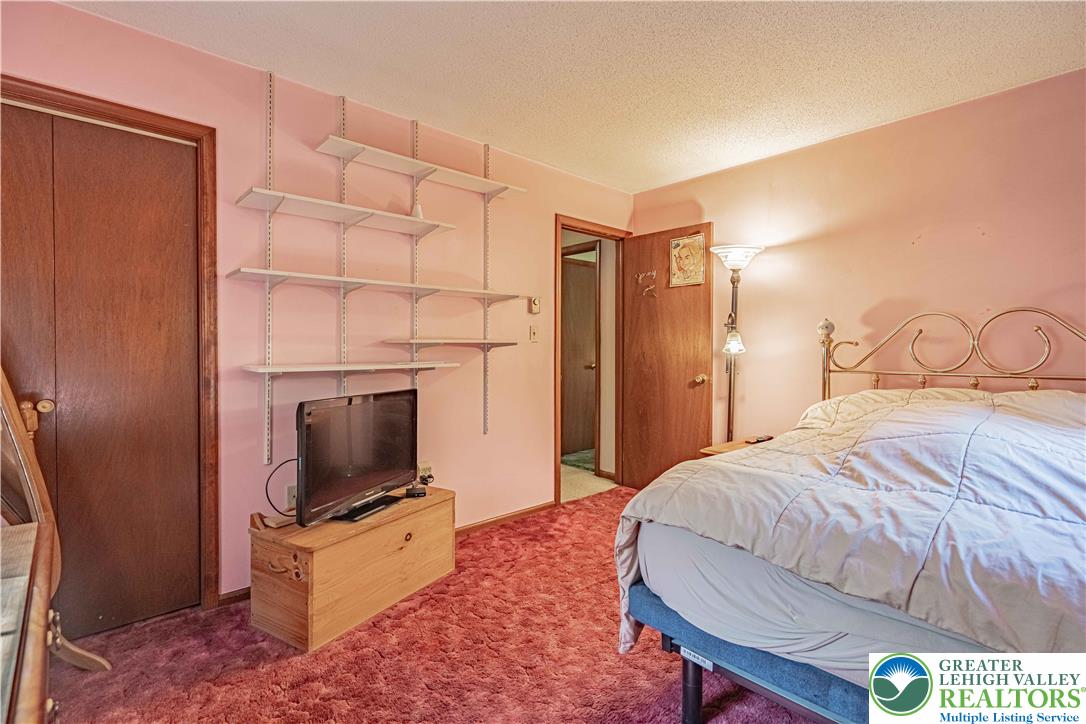 167 Winding Way Property Photo 33