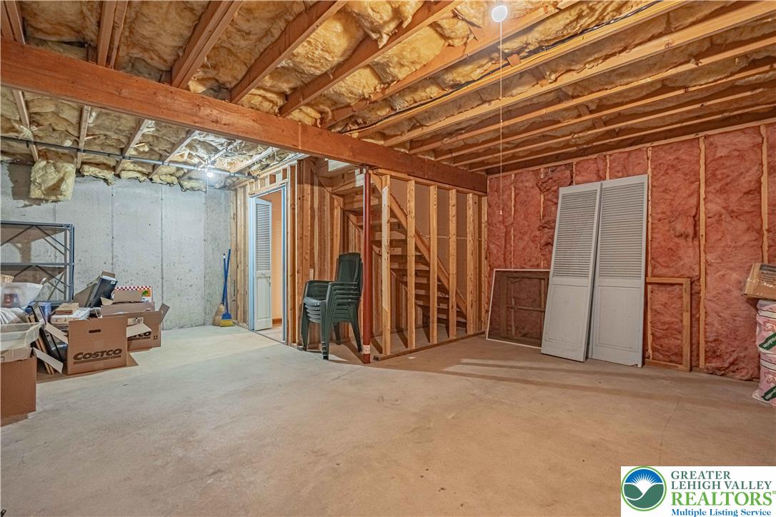 167 Winding Way Property Photo 42