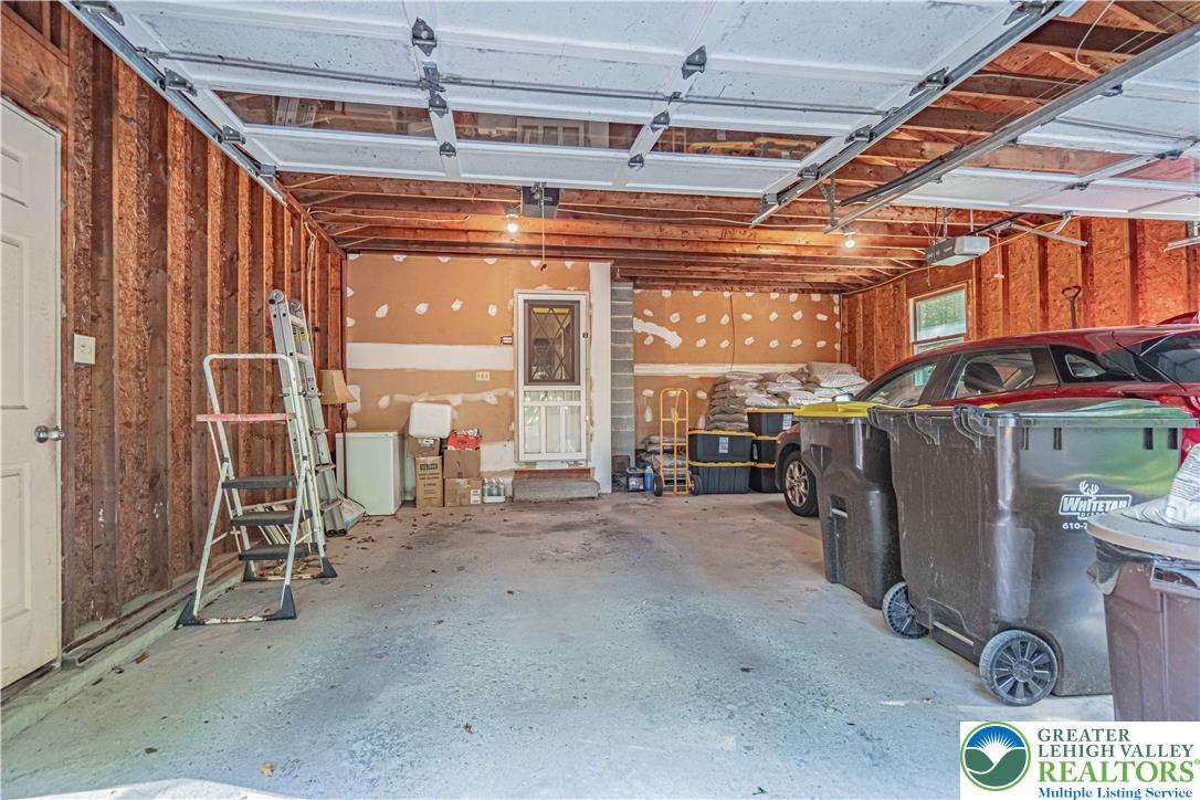 167 Winding Way Property Photo 43