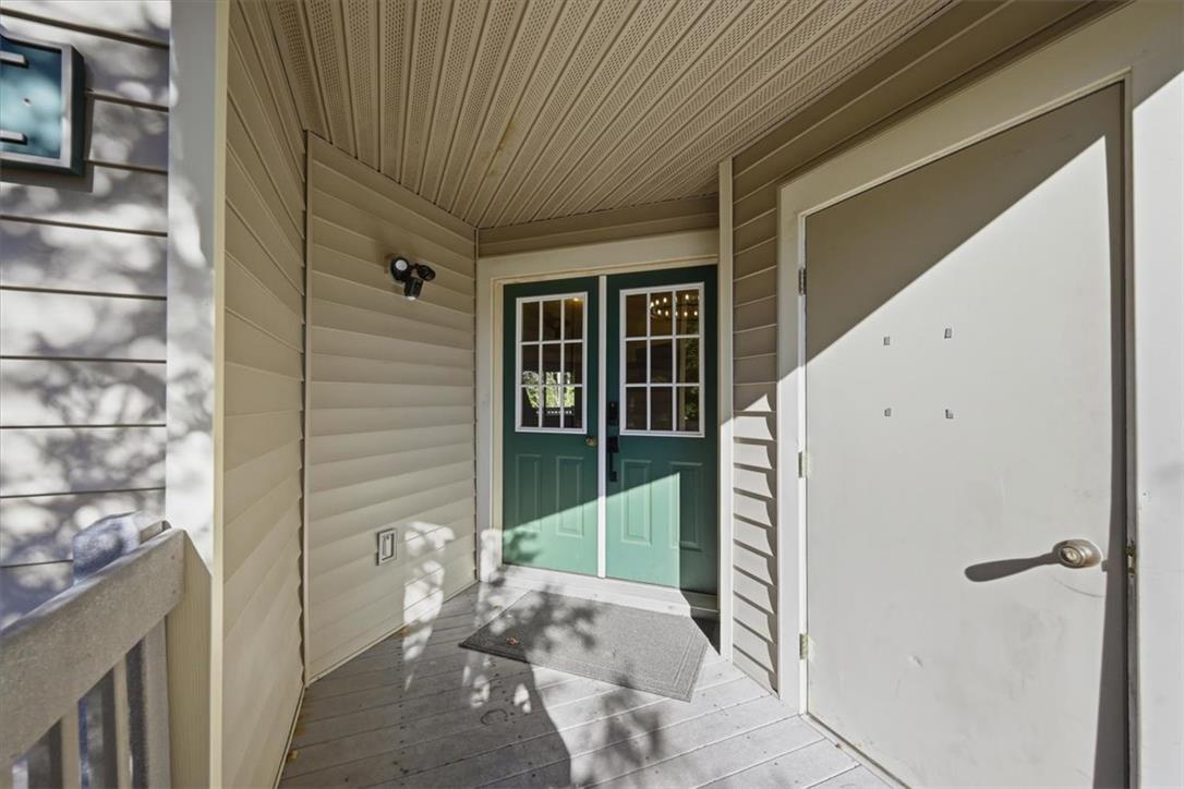 179 Hawthorne Court Property Photo 72