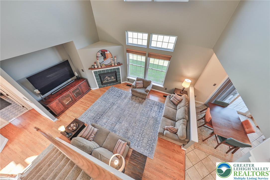 5862 Royal Fern Property Photo 7