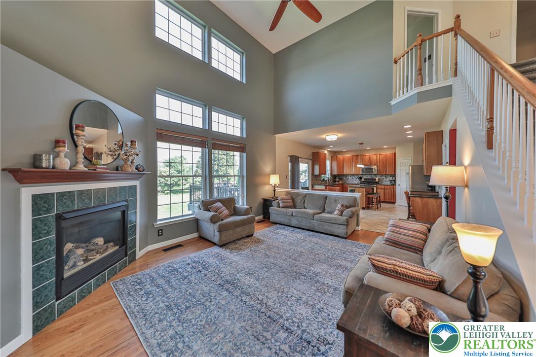 5862 Royal Fern Property Photo 8