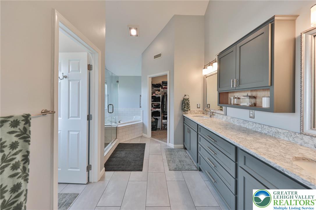 5862 Royal Fern Property Photo 30