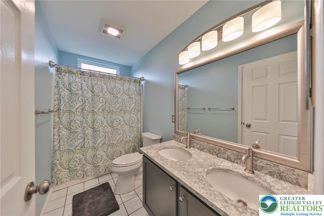 5862 Royal Fern Property Photo 32