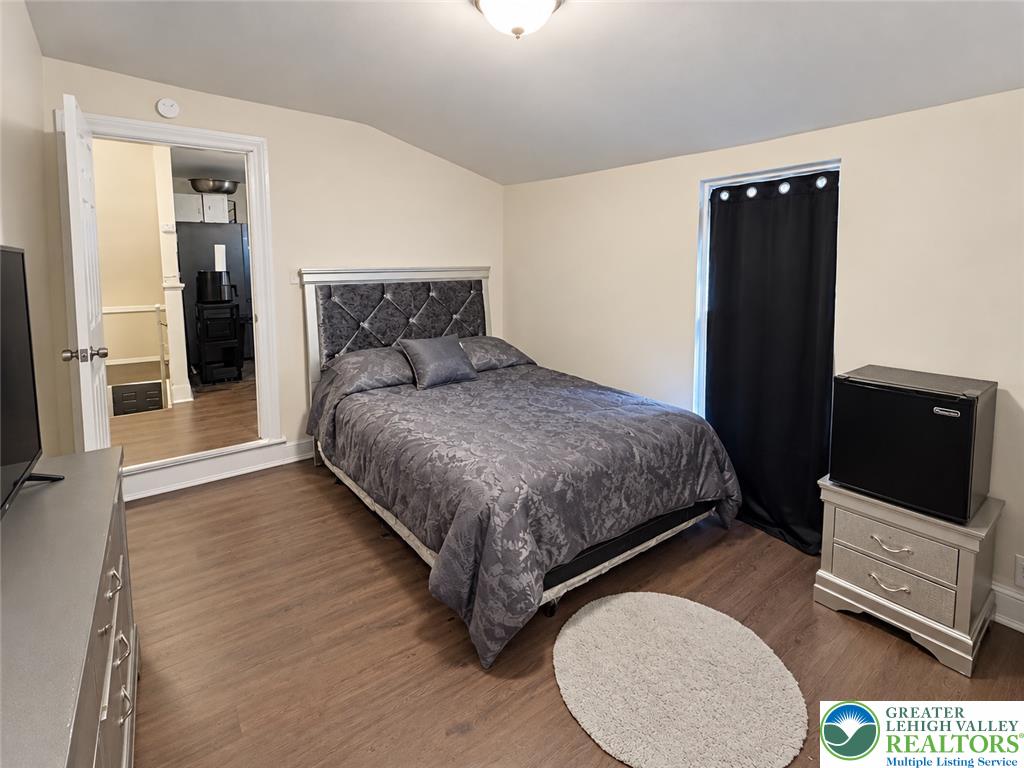 332 North 7th Street Property Photo 18