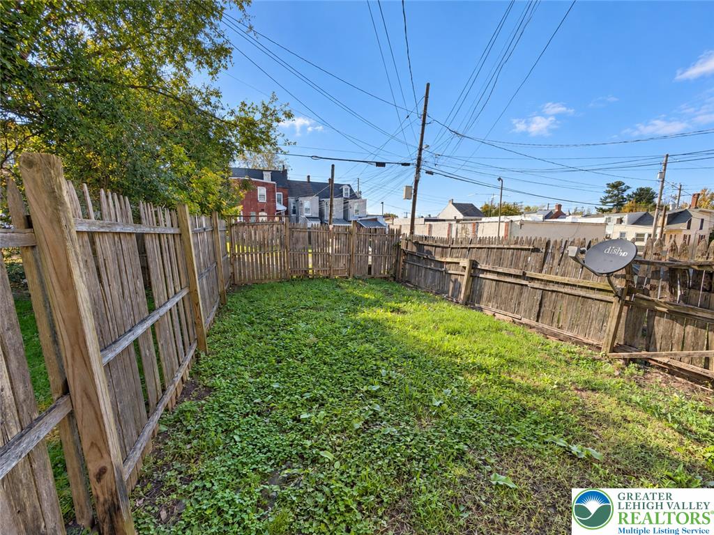332 North 7th Street Property Photo 26