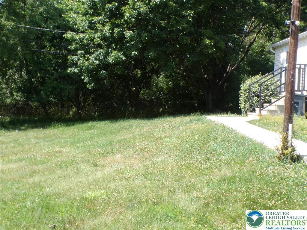 7877 Gun Club Road Property Photo 2