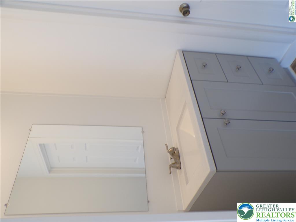 7877 Gun Club Road Property Photo 10