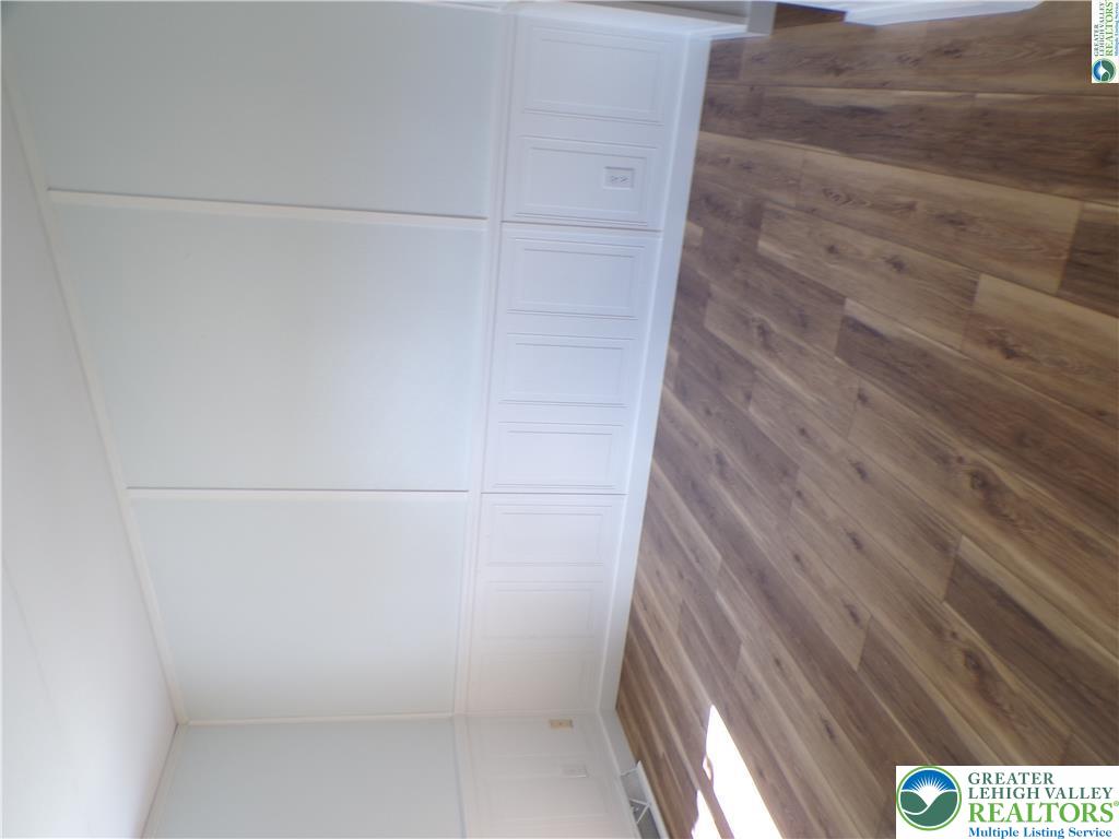 7877 Gun Club Road Property Photo 12