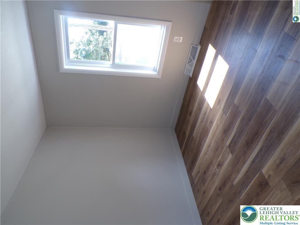 7877 Gun Club Road Property Photo 14