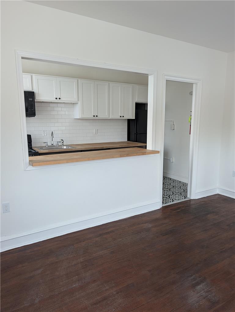 1458 Northampton Street 9 Property Photo 6