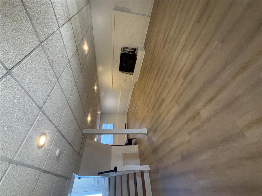 4844 Pine Grove Circle Property Photo 10
