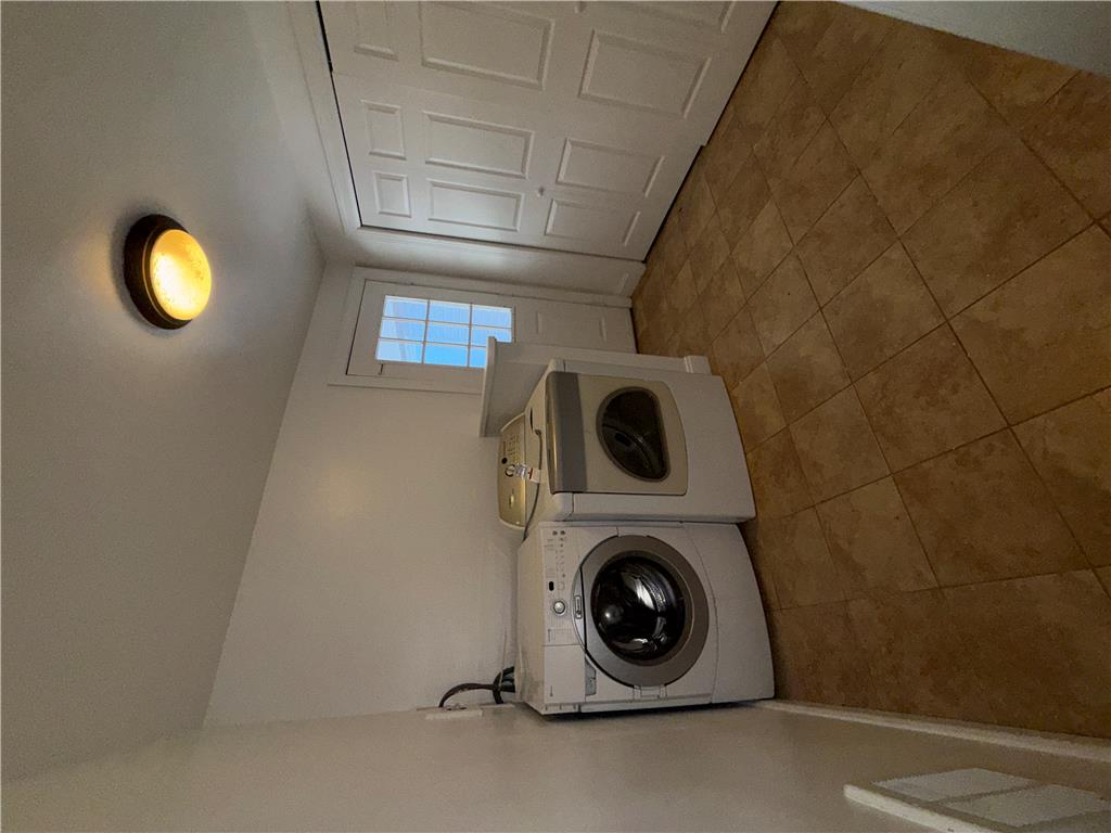 4844 Pine Grove Circle Property Photo 11