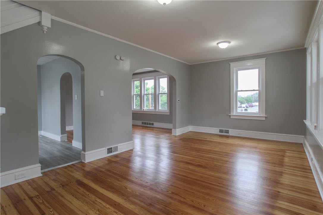 933 Philadelphia Road Property Photo 4