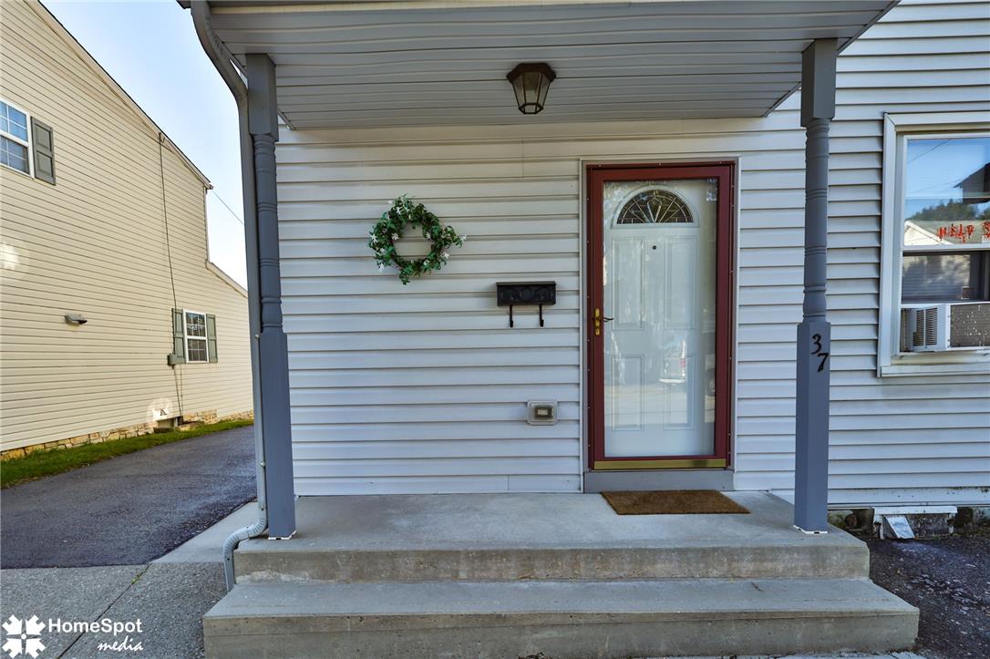 37 West Ettwein Street Property Photo 6