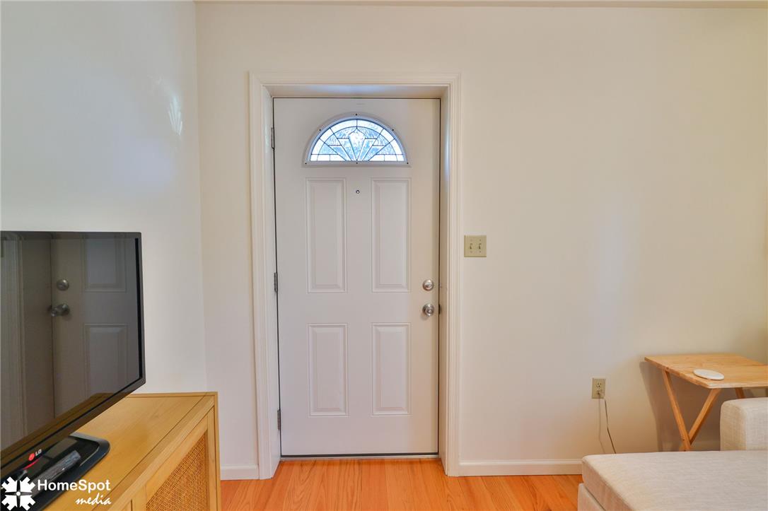 37 West Ettwein Street Property Photo 7
