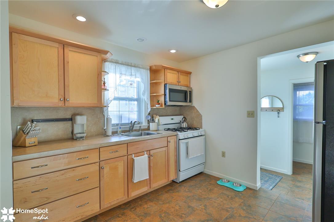 37 West Ettwein Street Property Photo 14