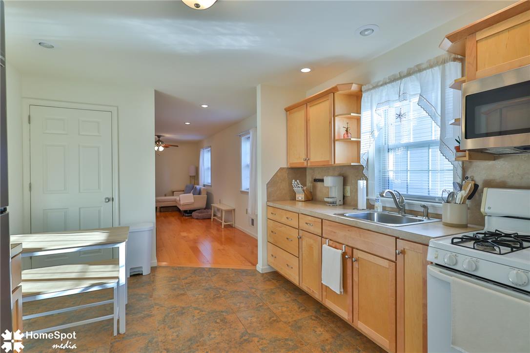 37 West Ettwein Street Property Photo 17