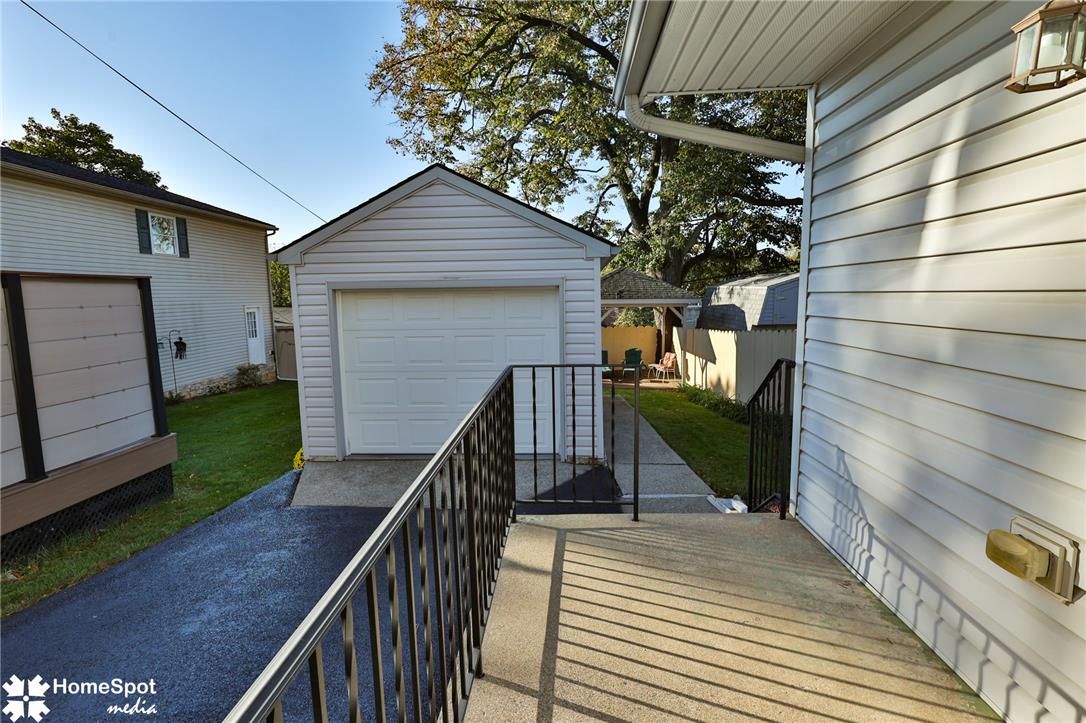 37 West Ettwein Street Property Photo 35