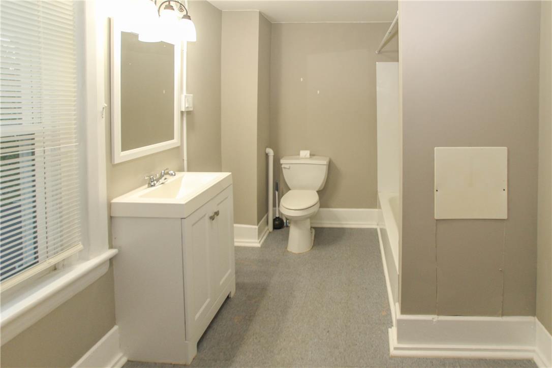 3004 North 2nd Street Property Photo 11