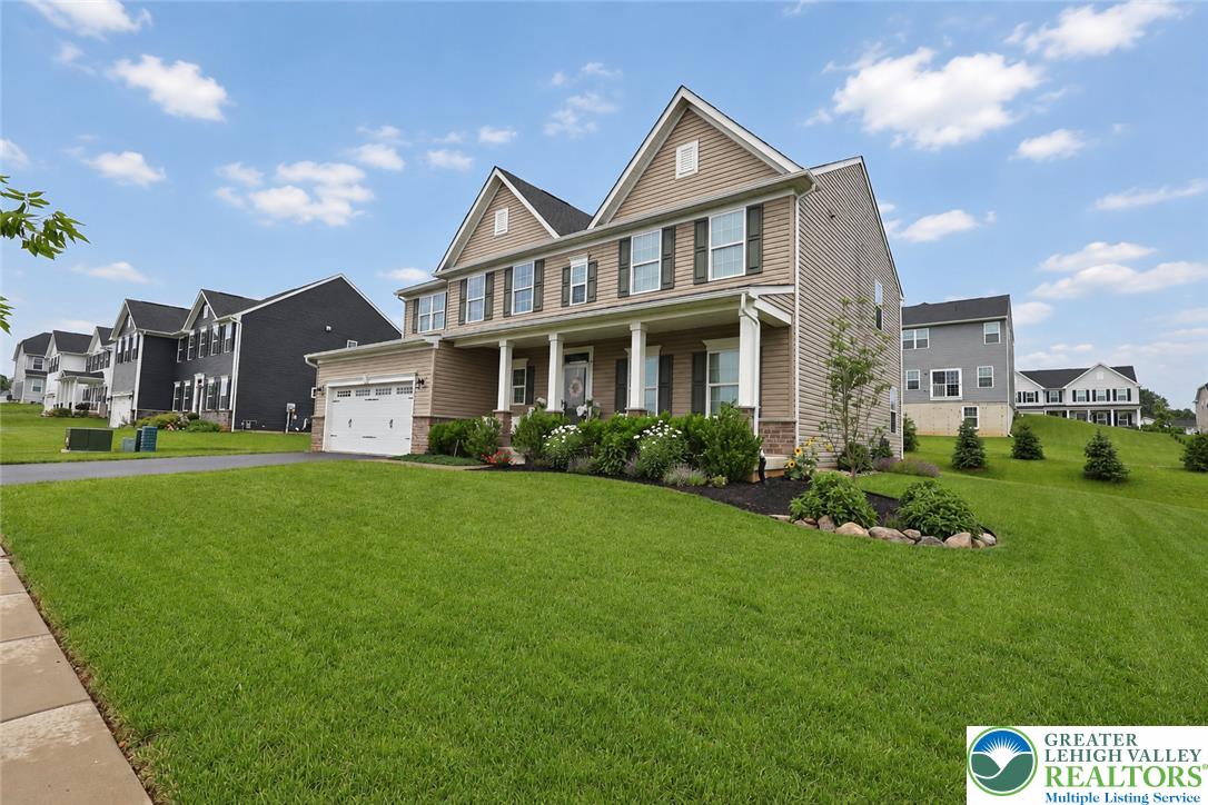 3904 Trythall Street Property Photo 1