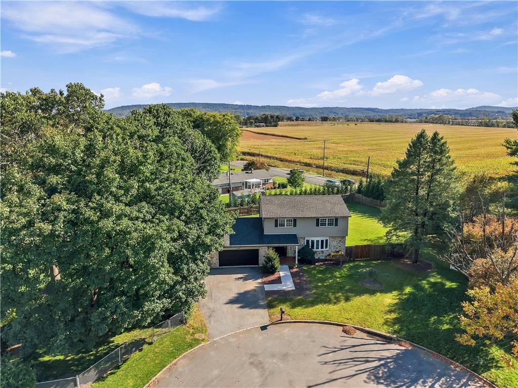 7590 Violet Circle Property Photo 4