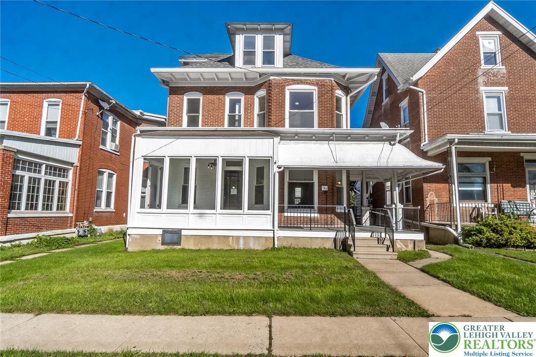 107 South Home Avenue Property Photo 1