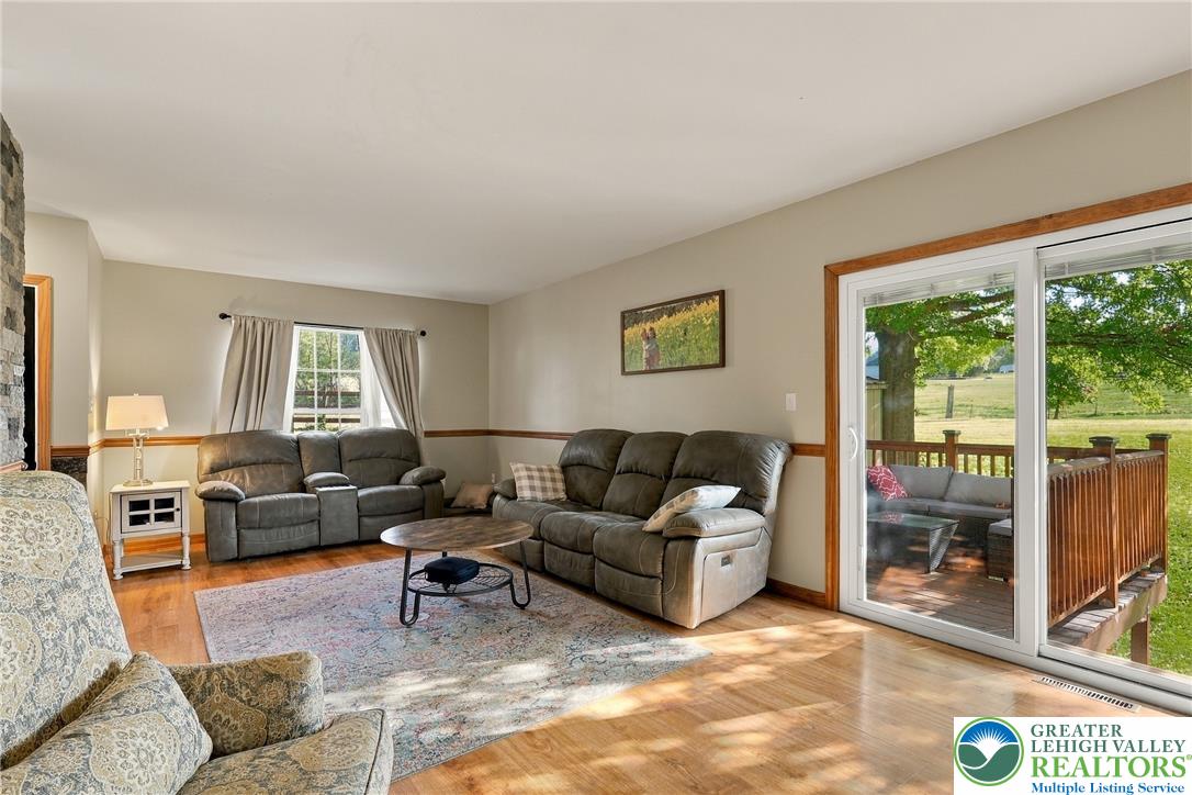 7406 Falcon Street Property Photo 4