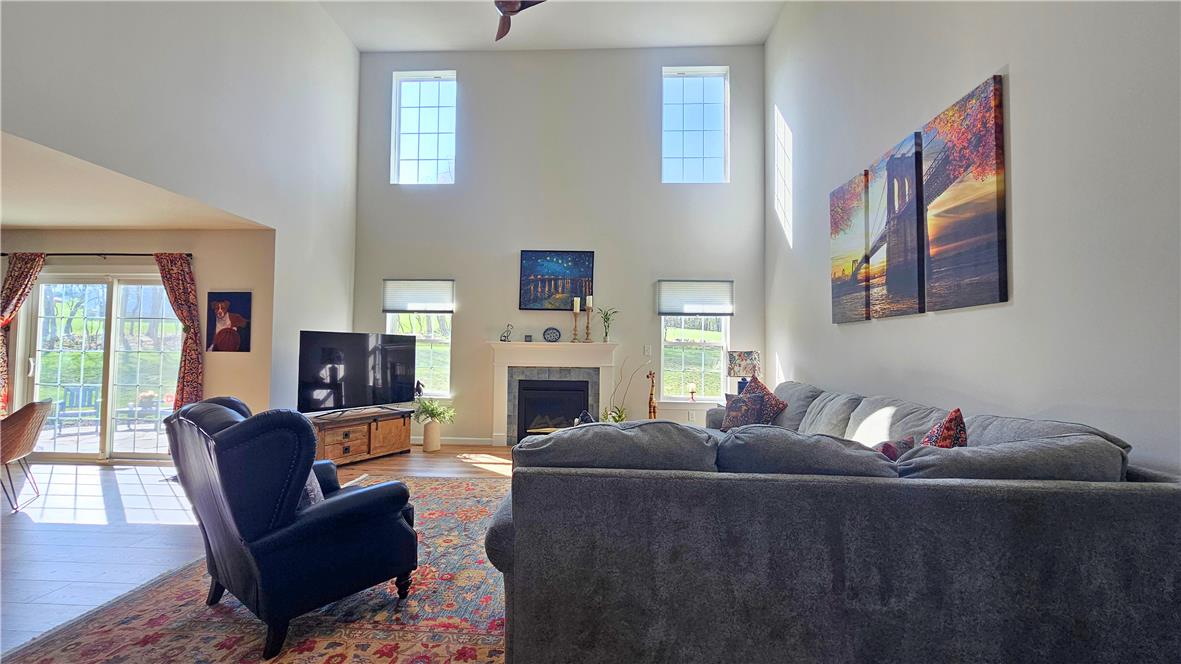 2645 Longridge Drive Property Photo 13