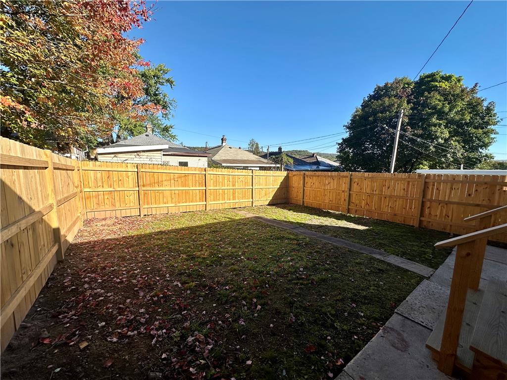 255 Avenue B Property Photo 7