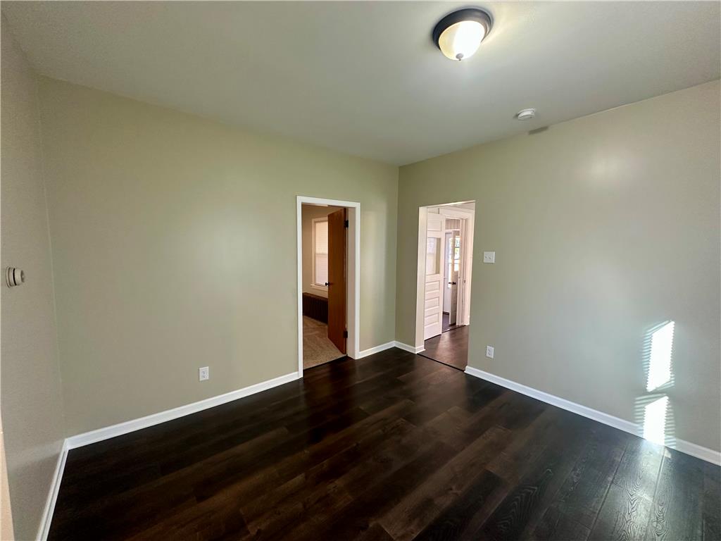 255 Avenue B Property Photo 11