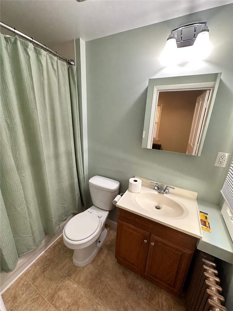 255 Avenue B Property Photo 24