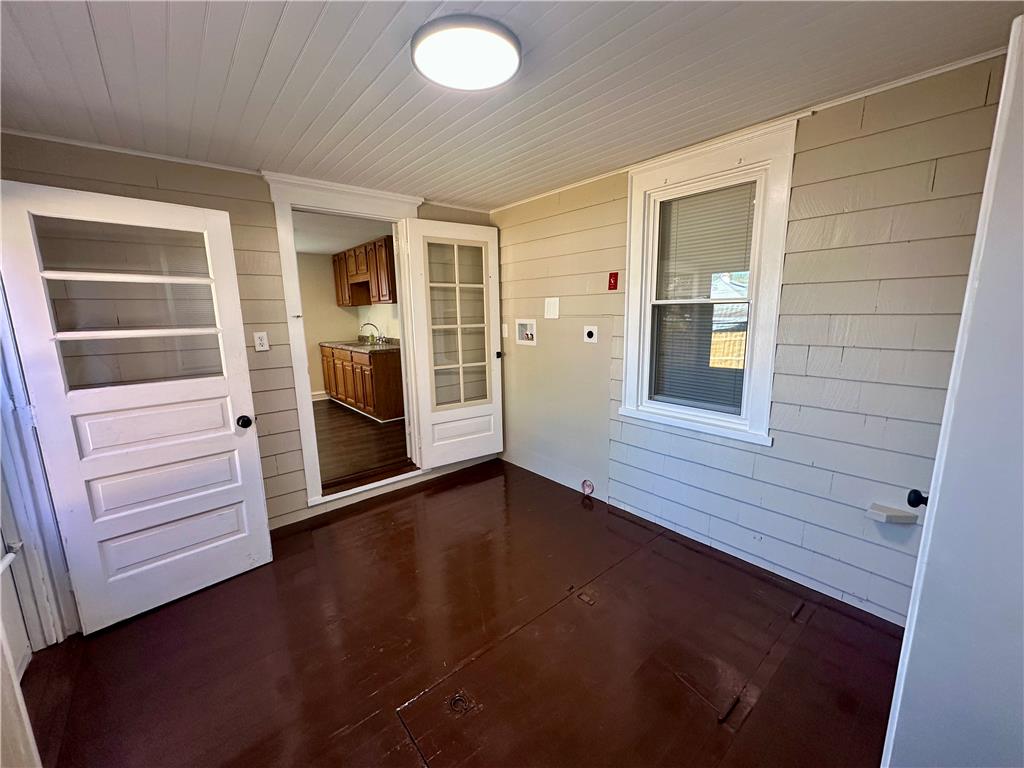 255 Avenue B Property Photo 25