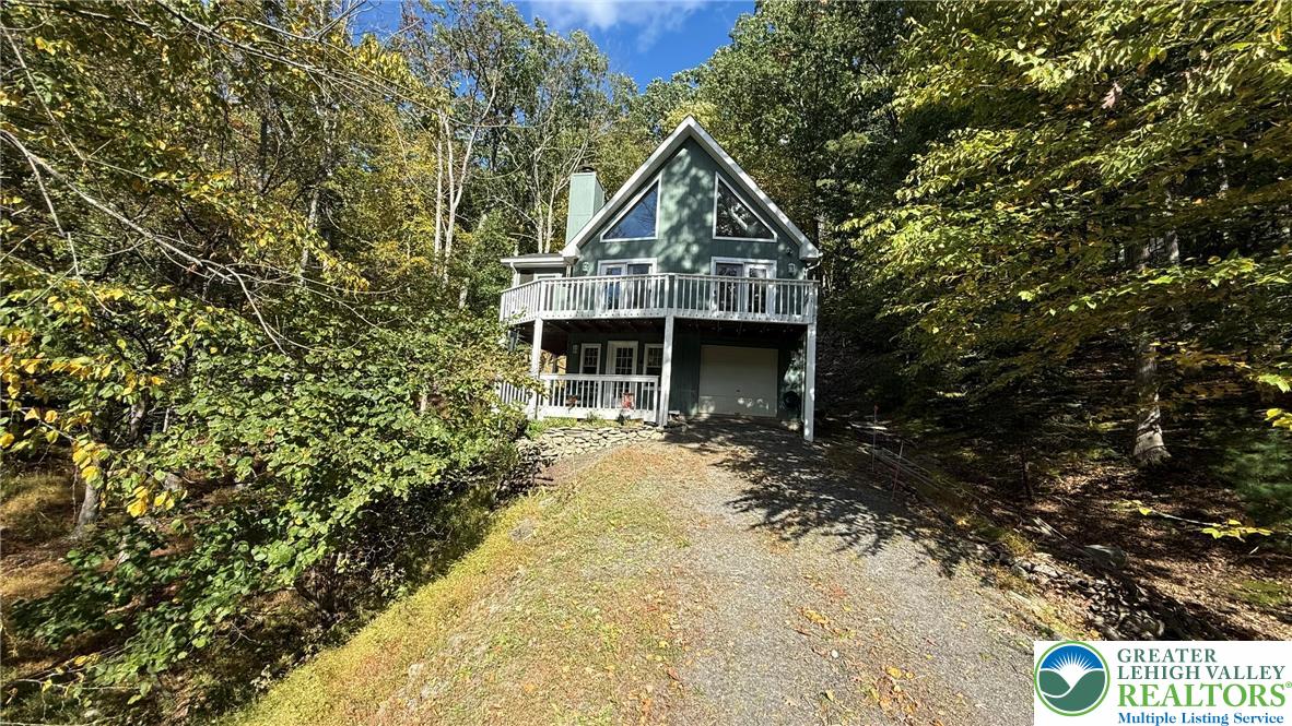 300 Brentwood Drive Property Photo 1