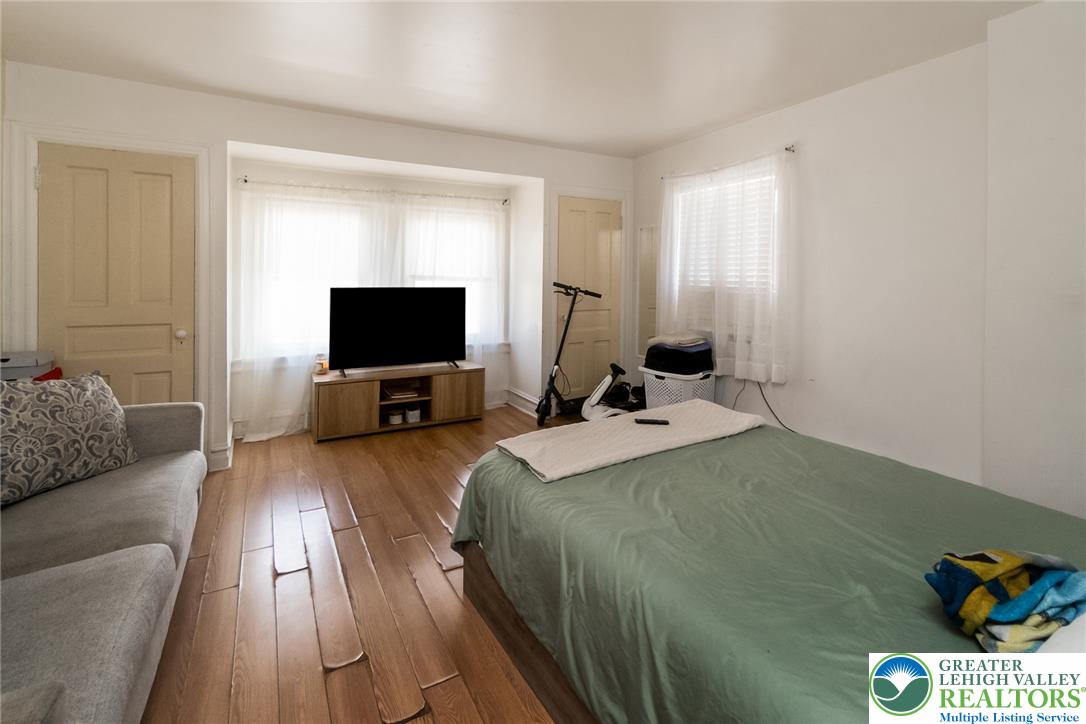 4 Multi-unit Portforlio Property Photo 15