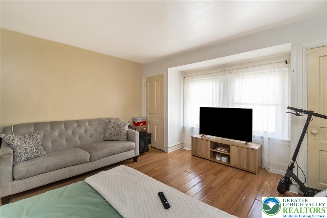 4 Multi-unit Portforlio Property Photo 17