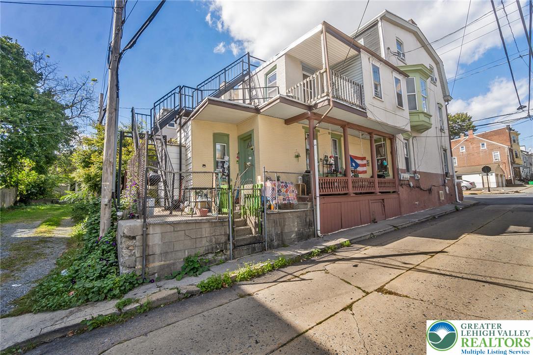 4 Multi-unit Portforlio Property Photo 29