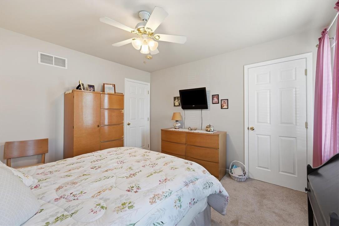 252 Shelley Street Property Photo 25