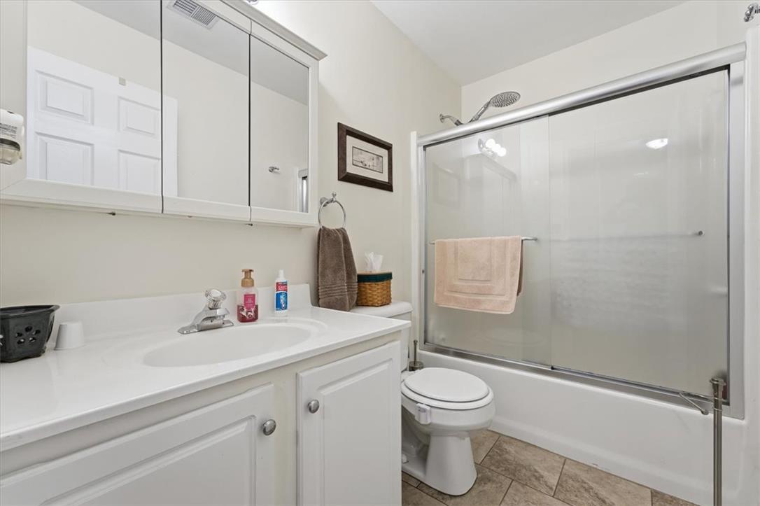 252 Shelley Street Property Photo 30