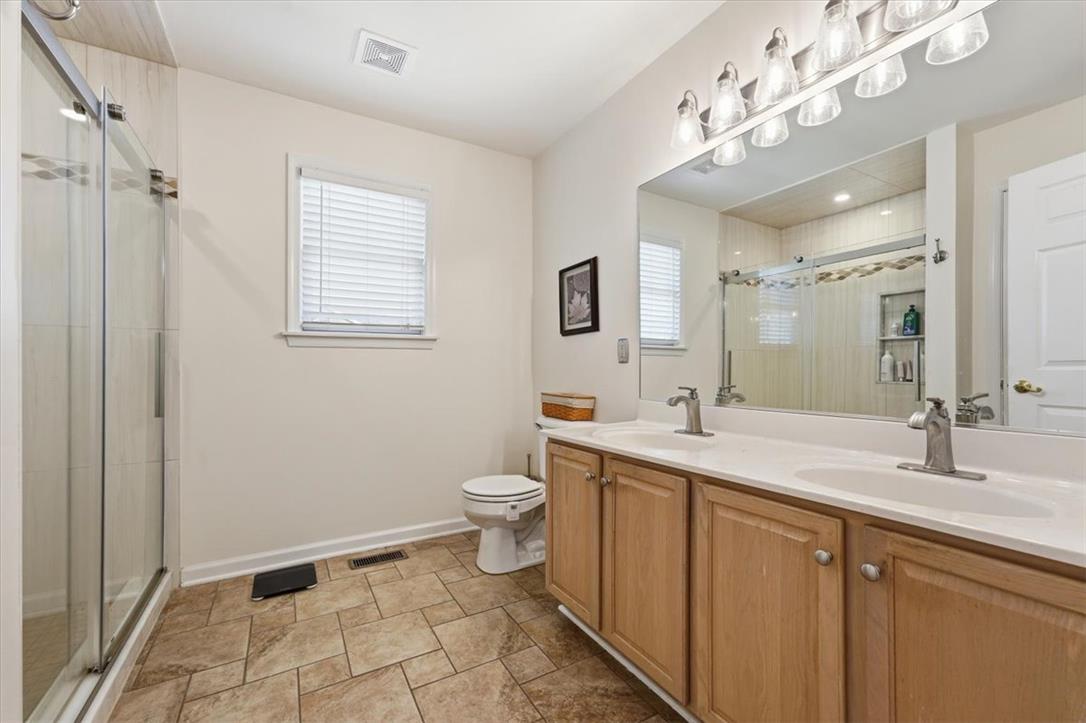252 Shelley Street Property Photo 34