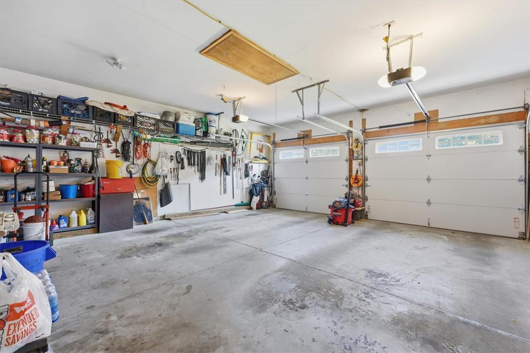 252 Shelley Street Property Photo 47