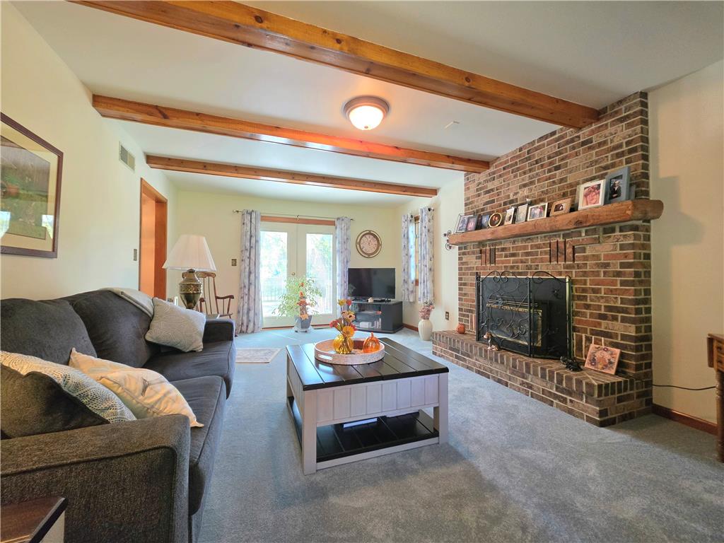 5661 Sullivan Trail Property Photo 5