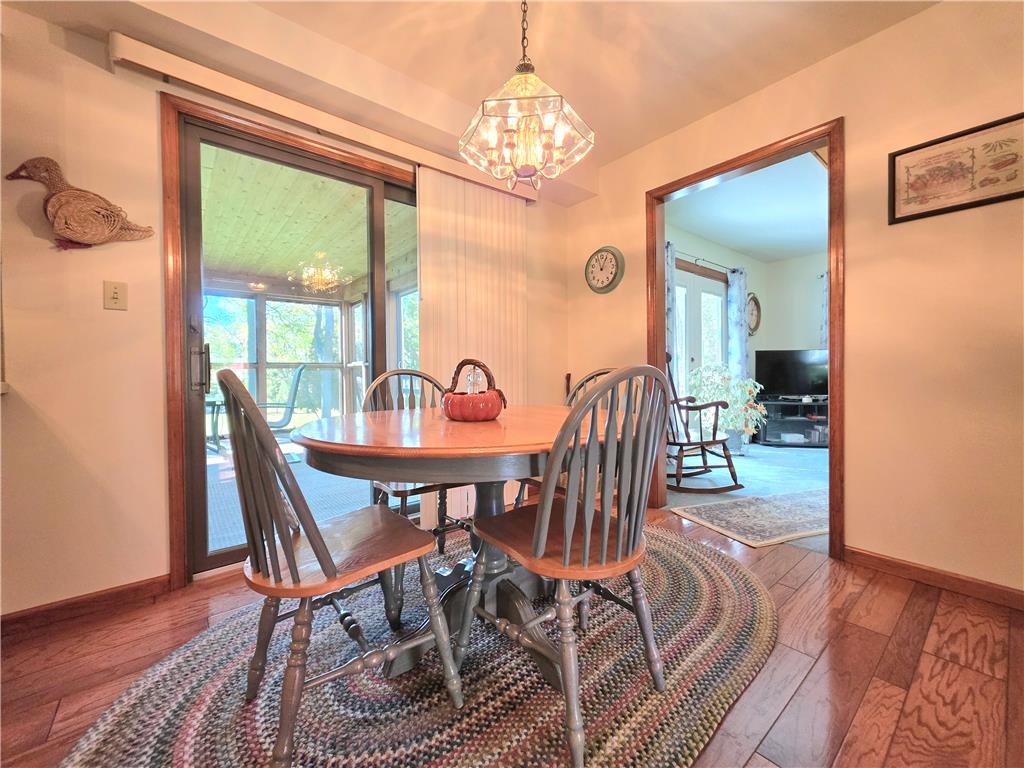 5661 Sullivan Trail Property Photo 7
